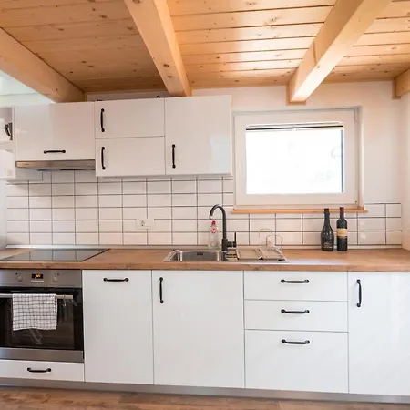 Lavender Ferienhaus *