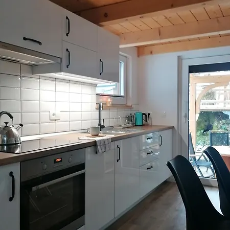 Počitniška hiša Lavender *